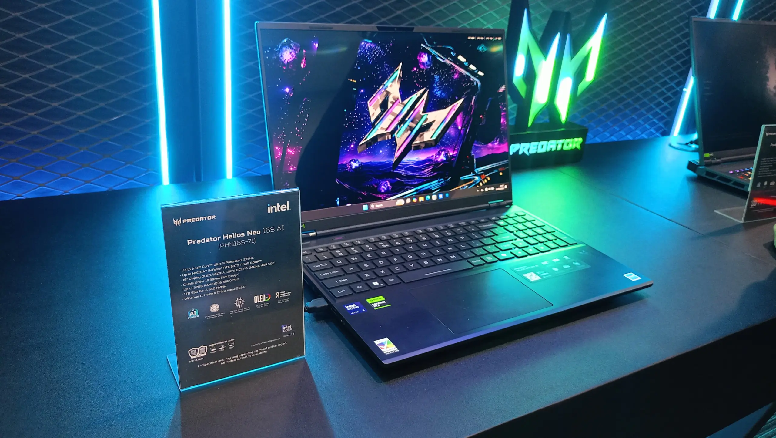 Acer predator helios